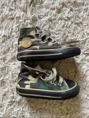 Converse Kids Camouflage High-Top Sneakers in Green and Tan